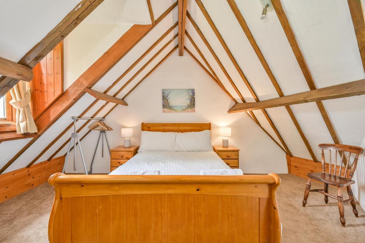 Polean Farm Cottages - With Free Animal Feeding And Pony Rides And Free Access To A Nearby Pool Looe Εξωτερικό φωτογραφία