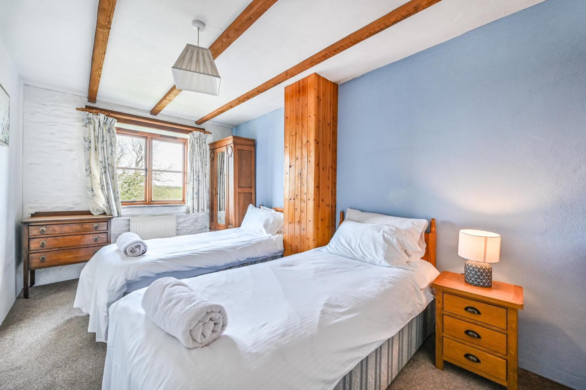Polean Farm Cottages - With Free Animal Feeding And Pony Rides And Free Access To A Nearby Pool Looe Δωμάτιο φωτογραφία
