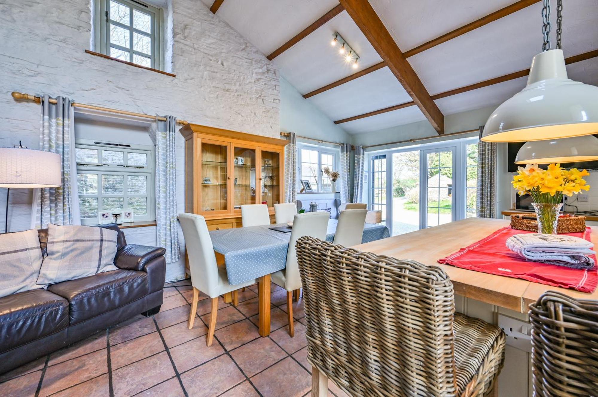 Polean Farm Cottages - With Free Animal Feeding And Pony Rides And Free Access To A Nearby Pool Looe Δωμάτιο φωτογραφία