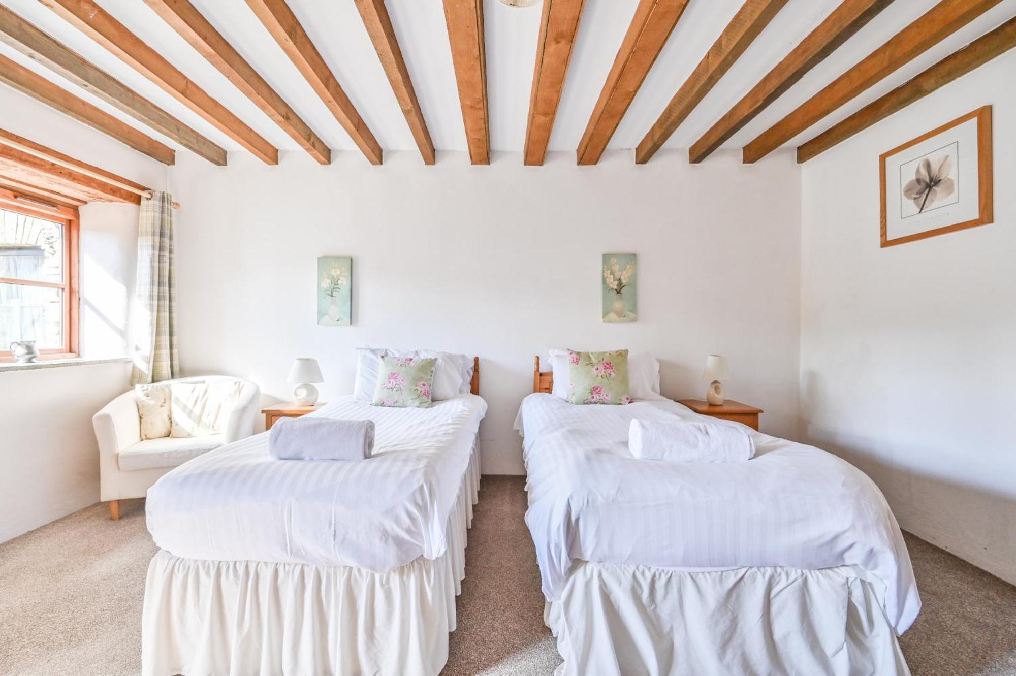 Polean Farm Cottages - With Free Animal Feeding And Pony Rides And Free Access To A Nearby Pool Looe Δωμάτιο φωτογραφία